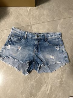 (Category: ) located in . Submitted by purple_grape (Listing ID 1336279829, Image 1). Description: .