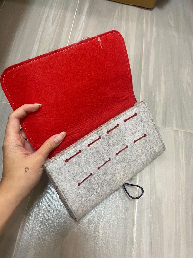 switch lite pouch with game holder (Category: Cases & Covers) located in Cavite. Submitted by vvvv.store (Listing ID 1336303117, Image 2). Description: .