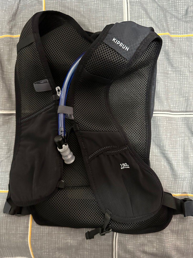 Decathlon Small Running Bag UNISEX 5L BLACK TRAIL RUNNING BAG WITH