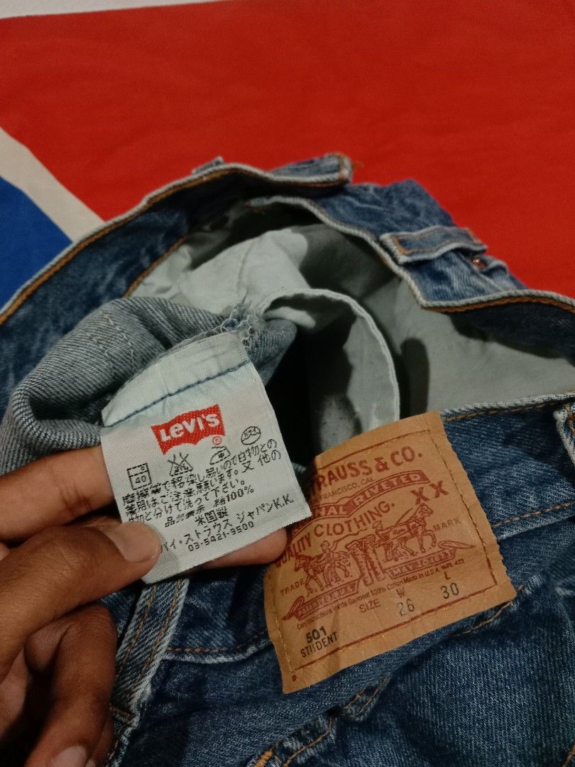 Levis 501 student jeans store