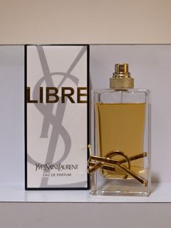 (Category: ) located in . Submitted by scentiful.fragrances (Listing ID 1336308668, Image 1). Description: .