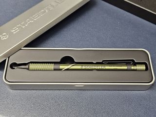 （分類：）位於 。 由 silverskyhk 提交（商品編號 1336422179，圖片 1）。簡介： 。