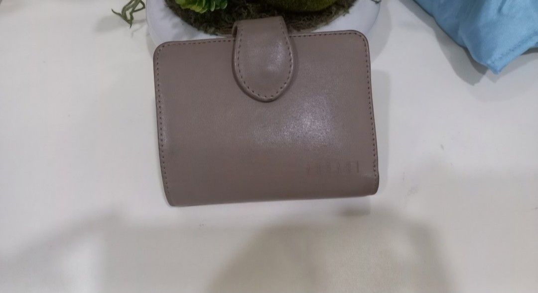 Adrani Leather Women s Purse Women s Fashion Bags Wallets Purses Pouches on Carousell
