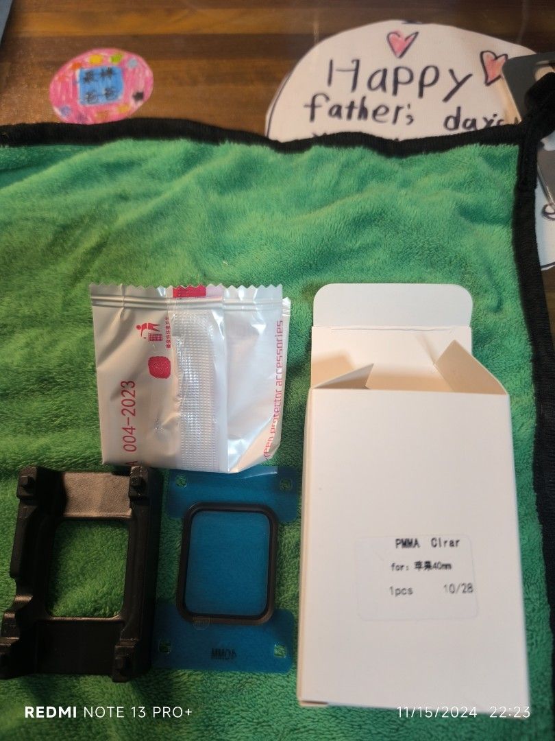 Apple watch screen protector (Category: Wearables & Smart Watches) located in Singapore. Submitted by honda_biker (Listing ID 1336460607, Image 1). Description: Apple watch screen protector. comes with free application (40 mm). take 2 for $10.