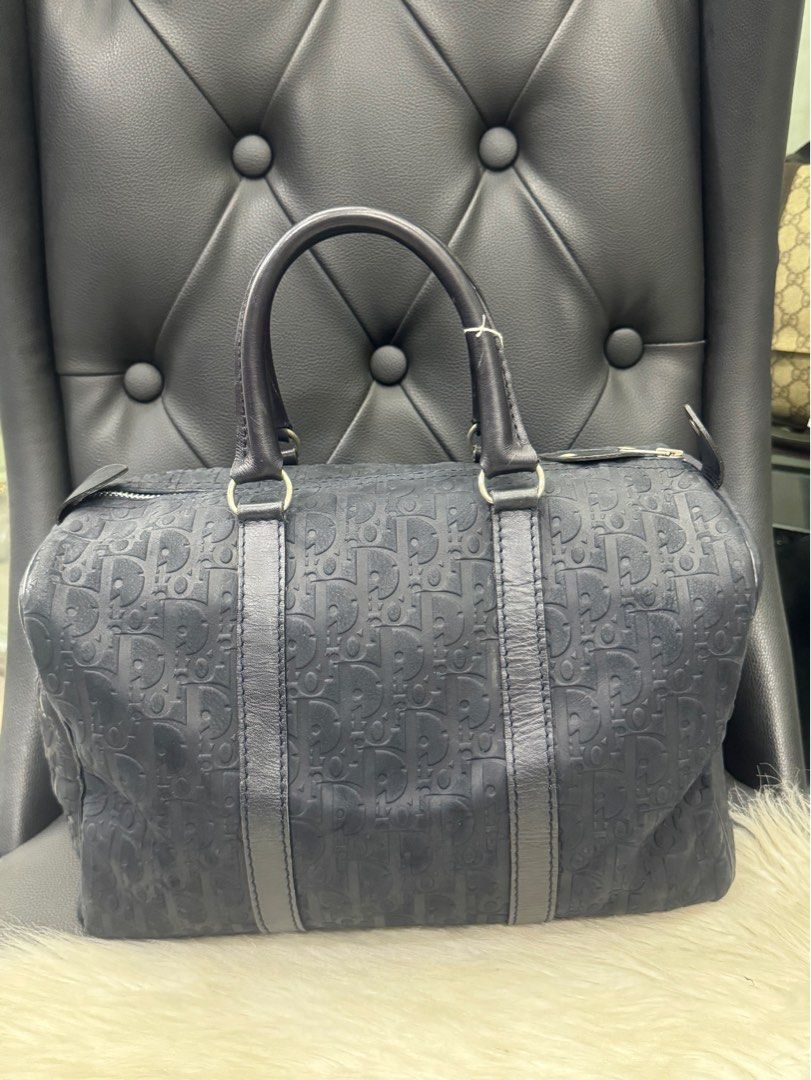Authentic Christian Dior (Category: Luxury Bags & Wallets) located in Manila. Submitted by chloe_luxuries (Listing ID 1336337913, Image 1). Description: Guaranteed original Christian Dior Boston Bag Still in very good condition No more inclusion bag only Pm for those interested.