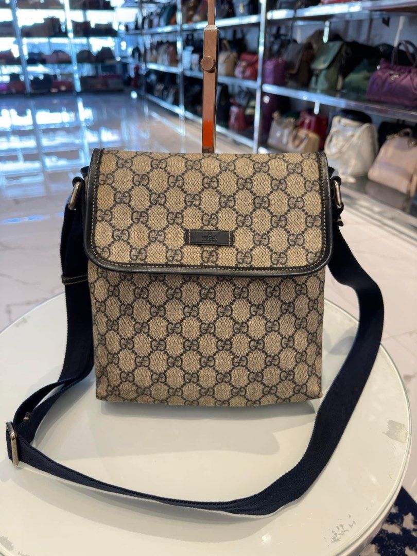 Authentic G U C C I messenger flap bag Luxury Bags Wallets on Carousell