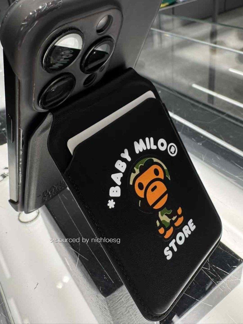 BAPE BABY MILO MAGSAFE CARD HOLDER, Mobile Phones & Gadgets