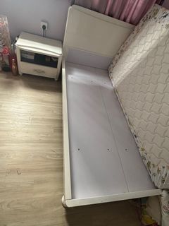(Category: ) located in . Submitted by strawberry99 (Listing ID 1336347603, Image 1). Description: .