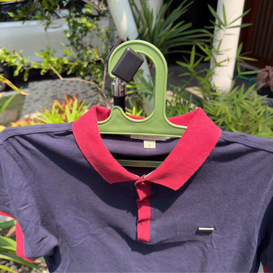 BURBERRY METAL LOGO POLO SHIRT NAVY RED Barang Mewah Pakaian di Carousell