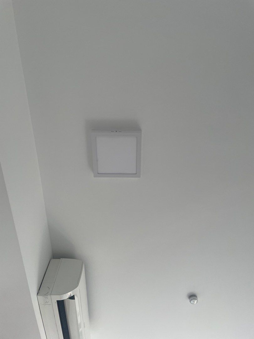 Ceiling light (Category: Lighting) located in Singapore. Submitted by kakaaii (Listing ID 1336370548, Image 2). Description: Already took down and clean. As clean as new ones Self collect.