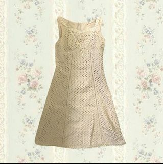 (Kategori: ) berada di . Dikirim oleh emmadinary (ID iklan 1336422335, Gambar 1). Deskripsi: .