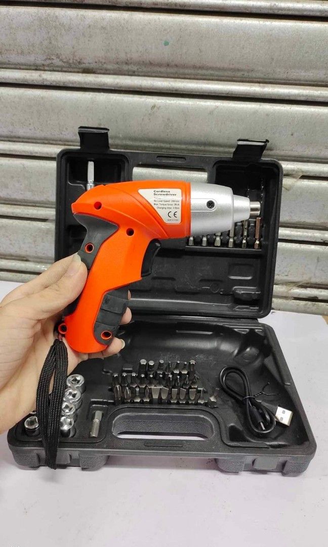 Cordless Screwdriver set (Category: Construction Tools & Equipment) located in Manila. Submitted by yzlshop (Listing ID 1336324985, Image 1). Description: Same day delivery via Lalamove Location: Manila Mop: Cod/Gcash payment.