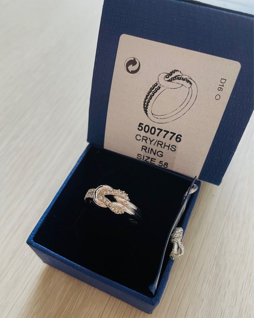 Defect Swarovski Voile Ring