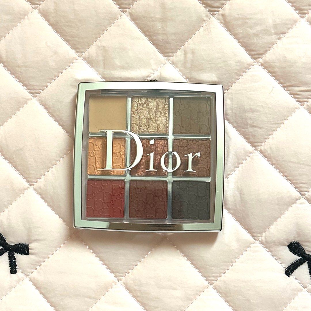 Dior Backstage Palette - 3 Amber Neutrals (Category: Makeup) located in Manila. Submitted by highbloom (Listing ID 1336334474, Image 1). Description: - with original box and paperbag - open for swap to a 04 highlighter palette with the same condition - bought last year but barely touched the palette - manila loc (lalamove/j&t available) .