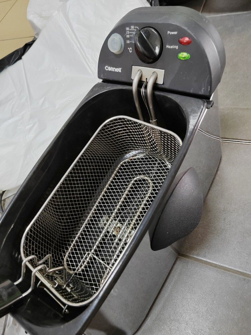 Frying machine (Category: Others) located in Petaling Jaya. Submitted by eunicelee07 (Listing ID 1336327130, Image 3). Description: .