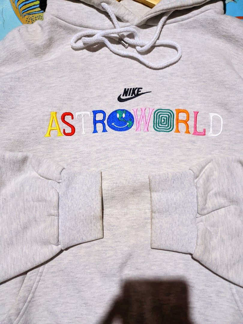 Hoodie nike ambush astroworld Fesyen Pria Pakaian Baju Luaran di Carousell