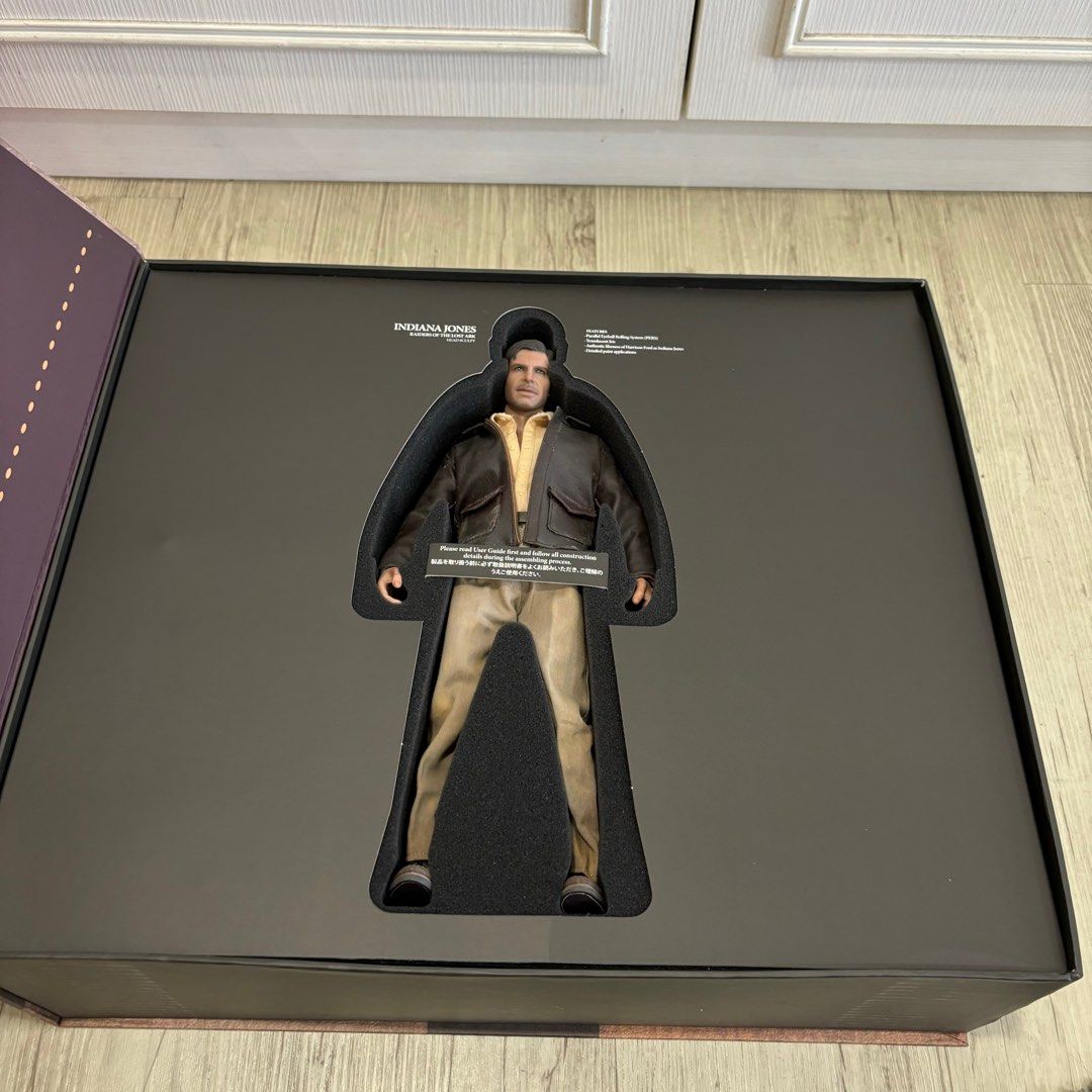 Hot Toys DX05 1/6th Scale Collectible Figure Indiana Jones and the