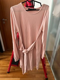 (Category: ) located in . Submitted by corasingapore (Listing ID 1336381407, Image 1). Description: .