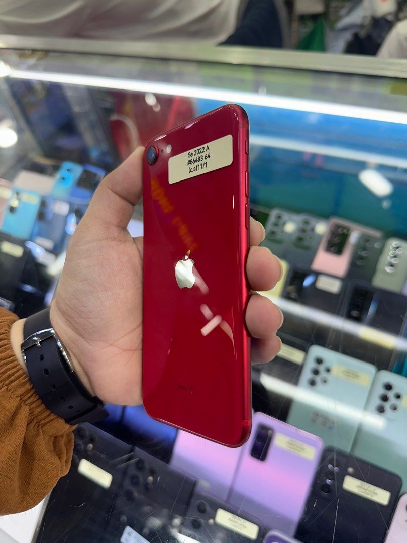 Iphone SE 2020 64gb 88% batt FU (Category: iPhone SE Series) located in San Juan City. Submitted by javedsgadgetshop (Listing ID 1336351635, Image 3). Description: OPEN FOR INSTALLMENT VIA CREDIT CARD/GGIVES/SPAY/BILLEASE & SWAP/TRADE-IN! BUY AND SELL! Quick Specs : Iphone SE 2020 •64gb •NTC Variant •88% batt health •Factory Unlock •95% Smoothness •No hidden issue | No Repaired •100% Authentic | Not Refurbished •w/ OEM Charger & store warranty ❣️