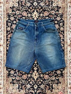 (Category: ) located in . Submitted by stuffselllah (Listing ID 1336375050, Image 1). Description: .