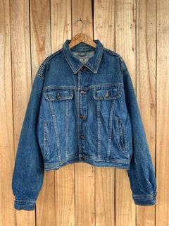 (Category: ) located in . Submitted by thriftfarer (Listing ID 1336403409, Image 1). Description: .