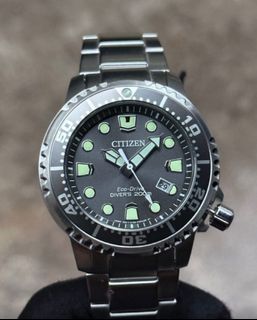 (Category: ) located in . Submitted by notorious_watches (Listing ID 1336479508, Image 1). Description: .