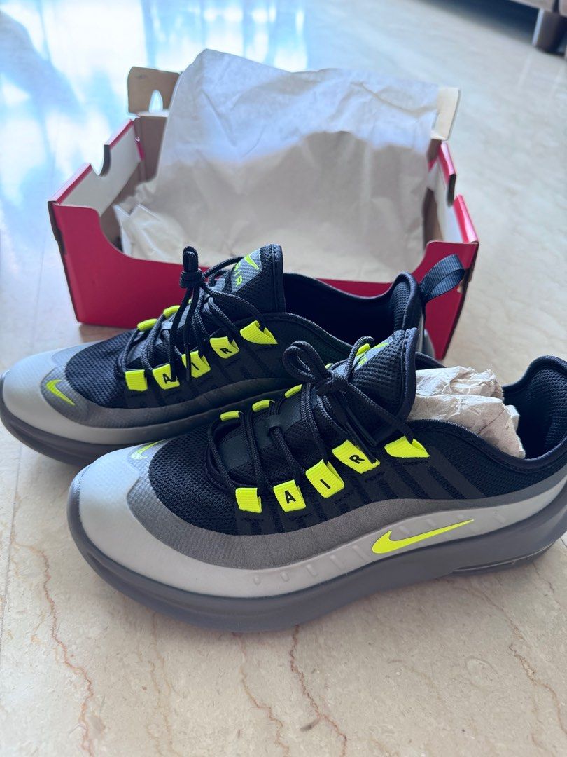 kids air max axis