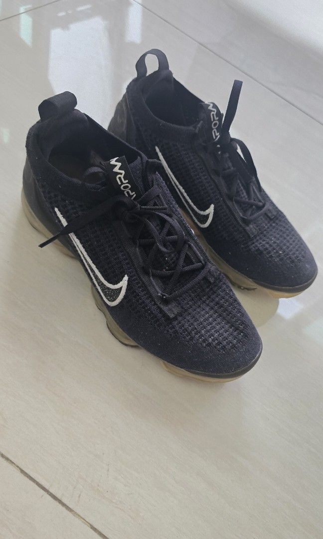 Nike Vapormax 38.5 US 7.5 Luxury Sneakers Footwear on Carousell