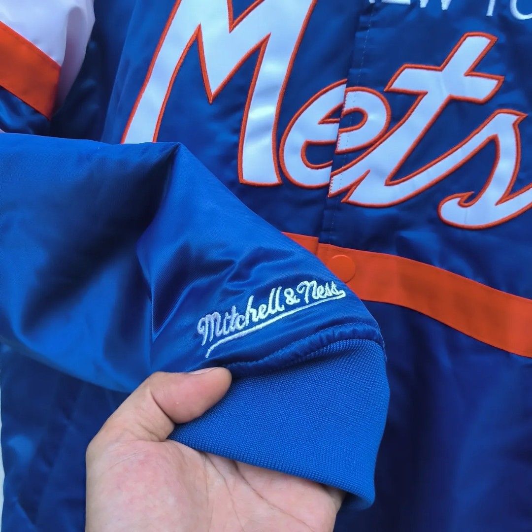 Ny mets diamond cut jacket original (Category: Coats, Jackets and Outerwear) located in San Jose del Monte. Submitted by authenticeraph (Listing ID 1336395180, Image 3). Description: shipping fee included.