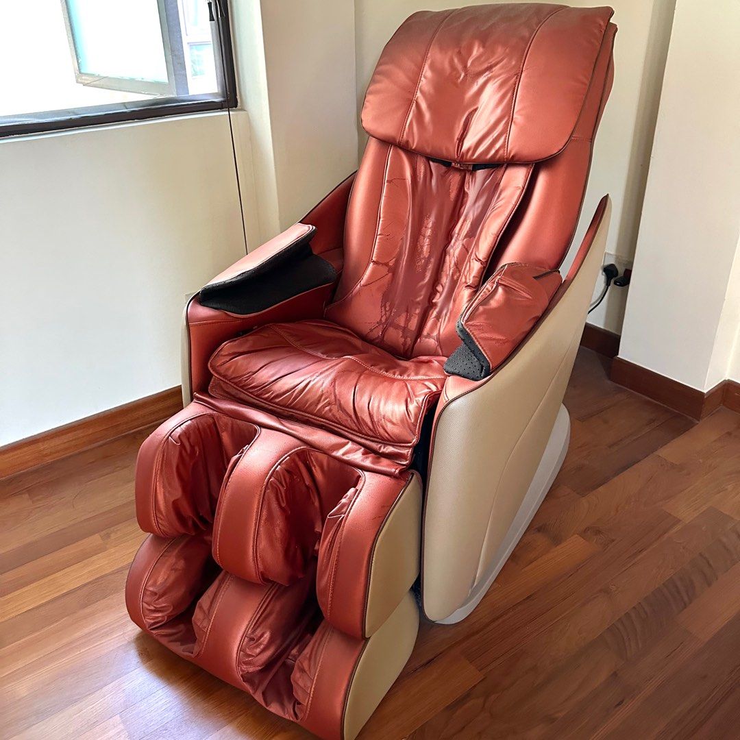 Ogawa Smart Vogue red OG 5568 massage chair device therapy back shoulder head massage