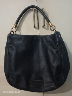 (Category: ) located in . Submitted by lfboutique (Listing ID 1336488711, Image 1). Description: .