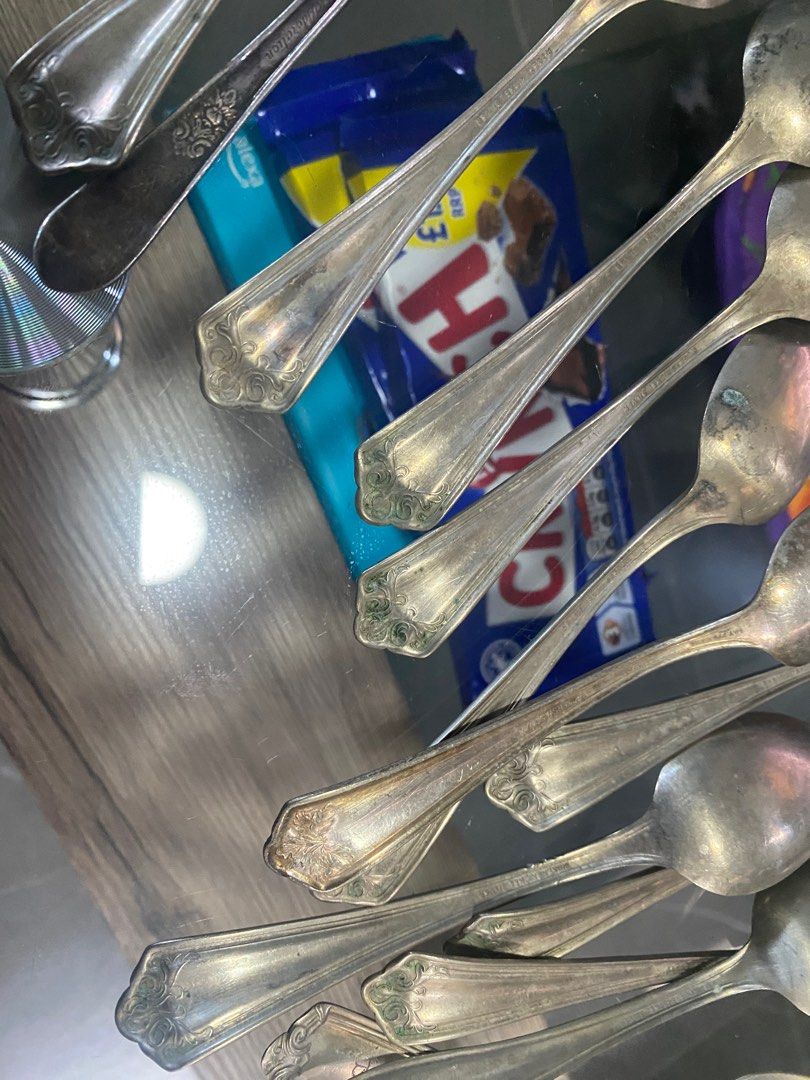 Rogers Nickel Silver - teaspoon (Category: Dinnerware & Cutlery) located in Lumban. Submitted by seymourdn427 (Listing ID 1336400112, Image 2). Description: Take all 14 pcs Offer lang. Laguna Pagsanjan.