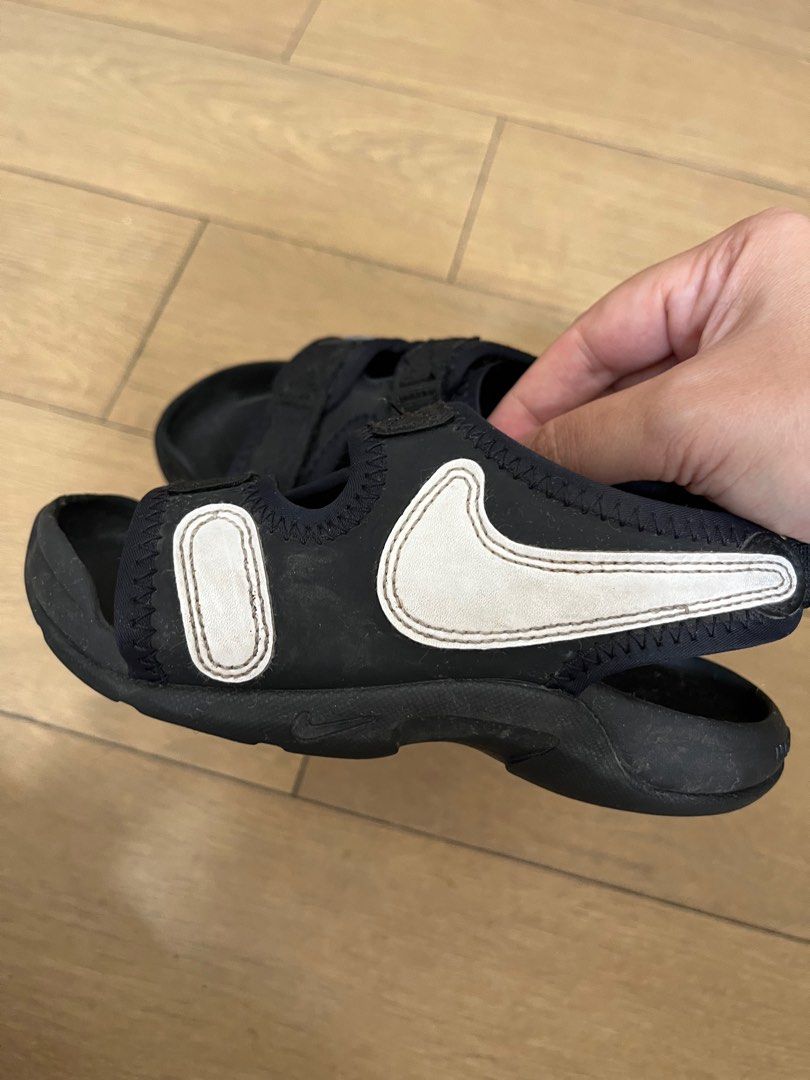 Sepatu sandal nike discount