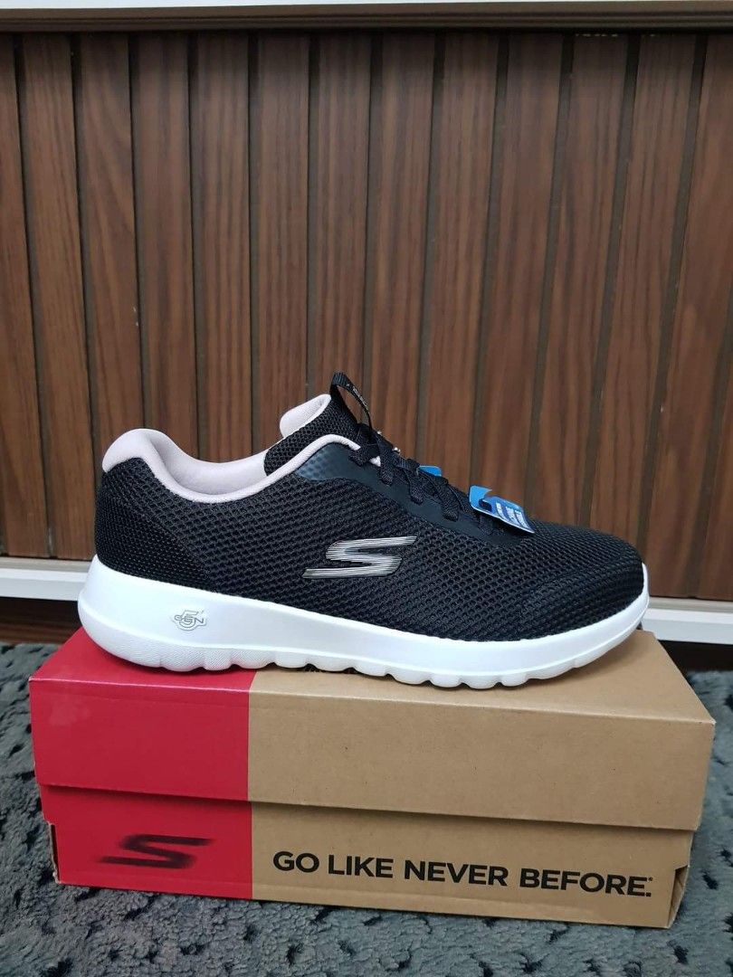 SKECHERS GO WALK JOY LIGHT MOTION Women s Fashion Footwear Sneakers on Carousell