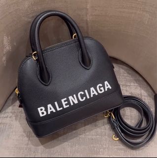 (Kategori: ) berada di . Dikirim oleh adorabags.id (ID iklan 1336390584, Gambar 1). Deskripsi: .