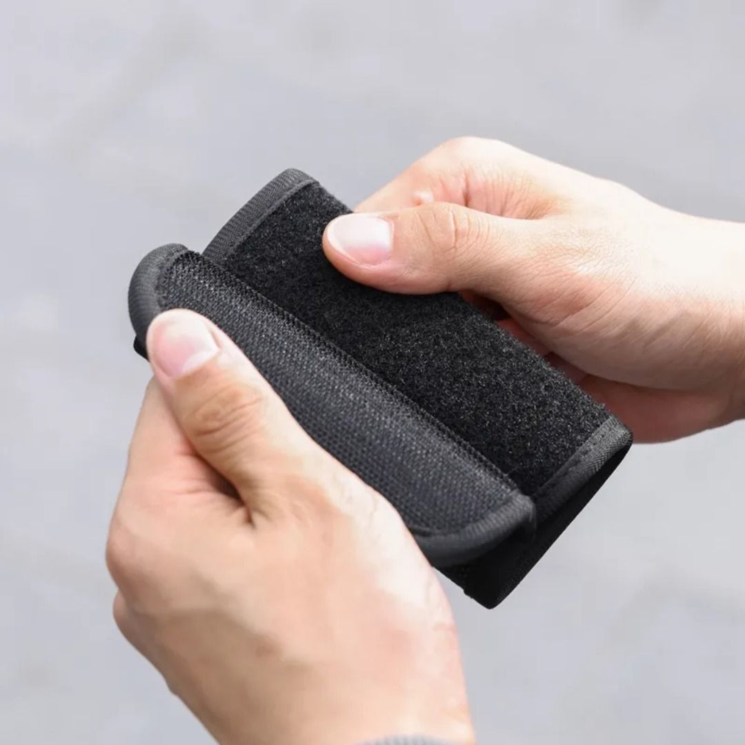 ULANZI CO62 GO QUICK II CLIP (Category: Camera Bags & Carriers) located in San Juan City. Submitted by urbangiz_greenhillsmall (Listing ID 1336445137, Image 3). Description: about this item: The Ulanzi CO62 Go-Quick II Magnetic Backpack Clip Mount is a versatile solution for capturing action footage hands-free. Compatible with action cameras and mobile phones, this mount lets you film activities like fishing, cycling, hiking, and boating from a u
