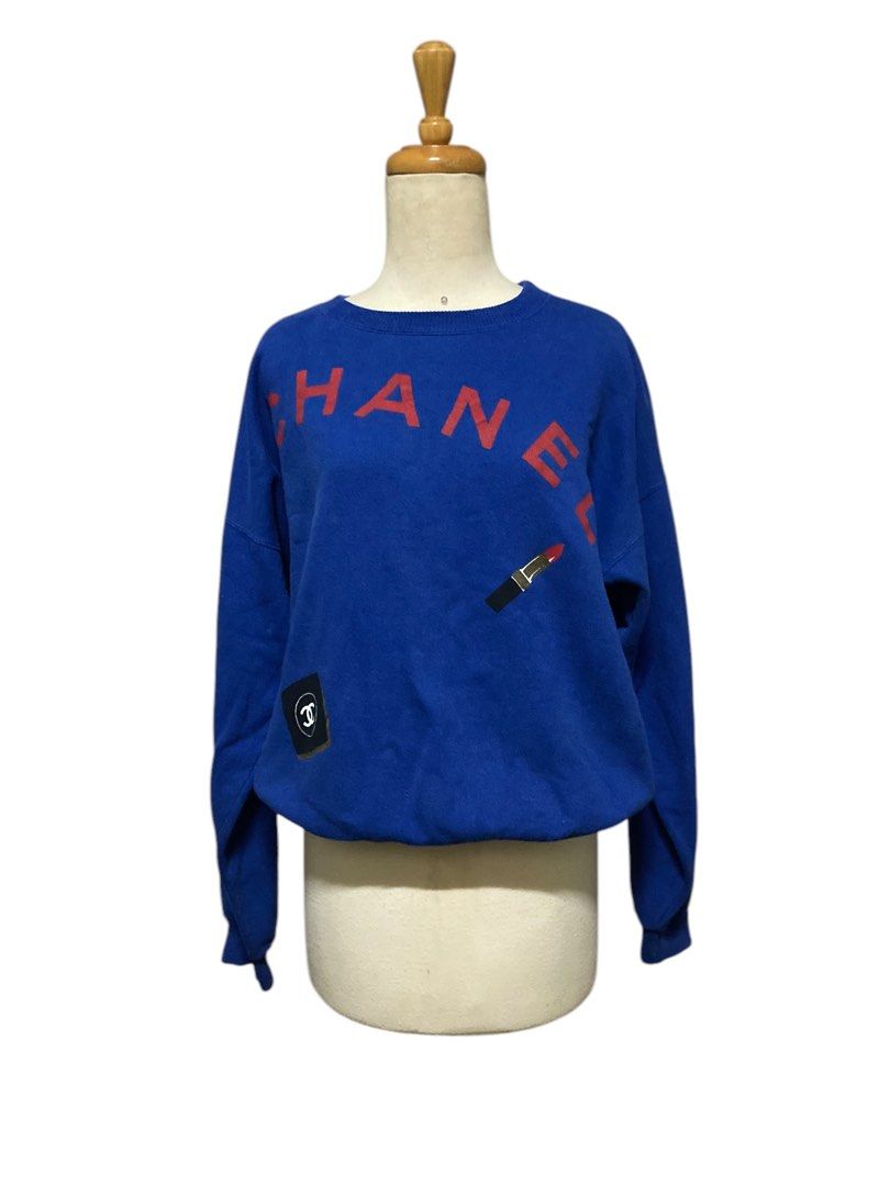 Vintage CHANEL 2000 Sweater Luxury Apparel on Carousell