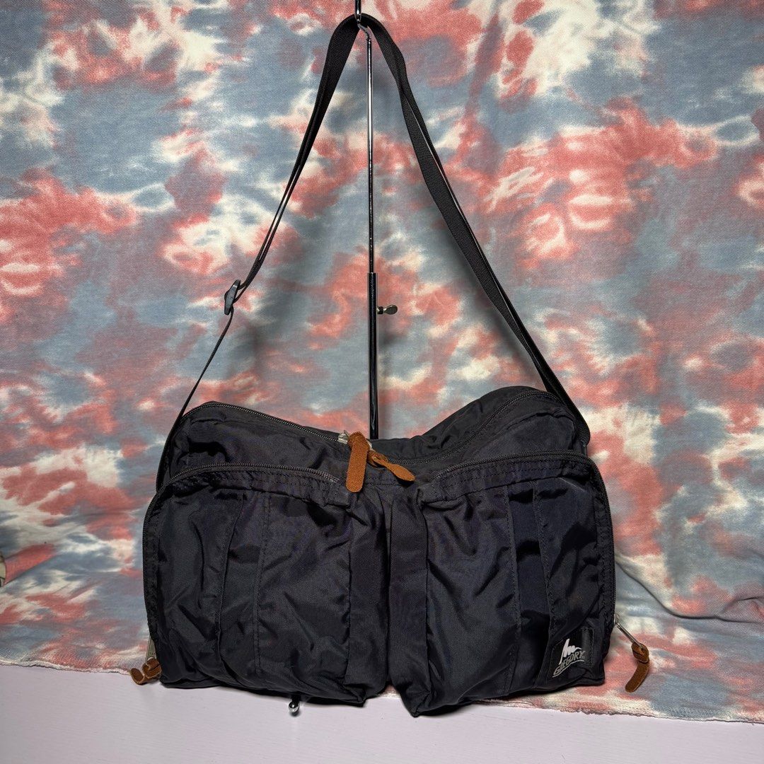 Gregory twin pocket shoulder bag outlet