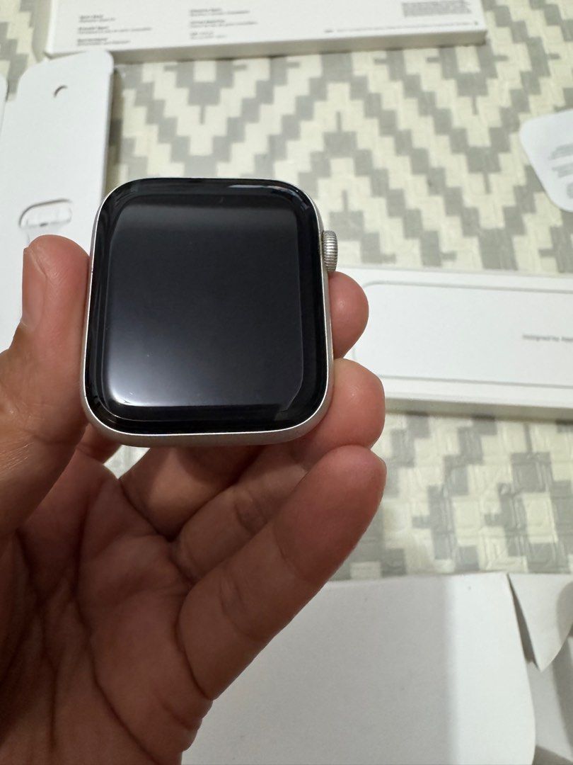 Apple Watch silver 44 MM, Barang Mewah, Jam Tangan di Carousell