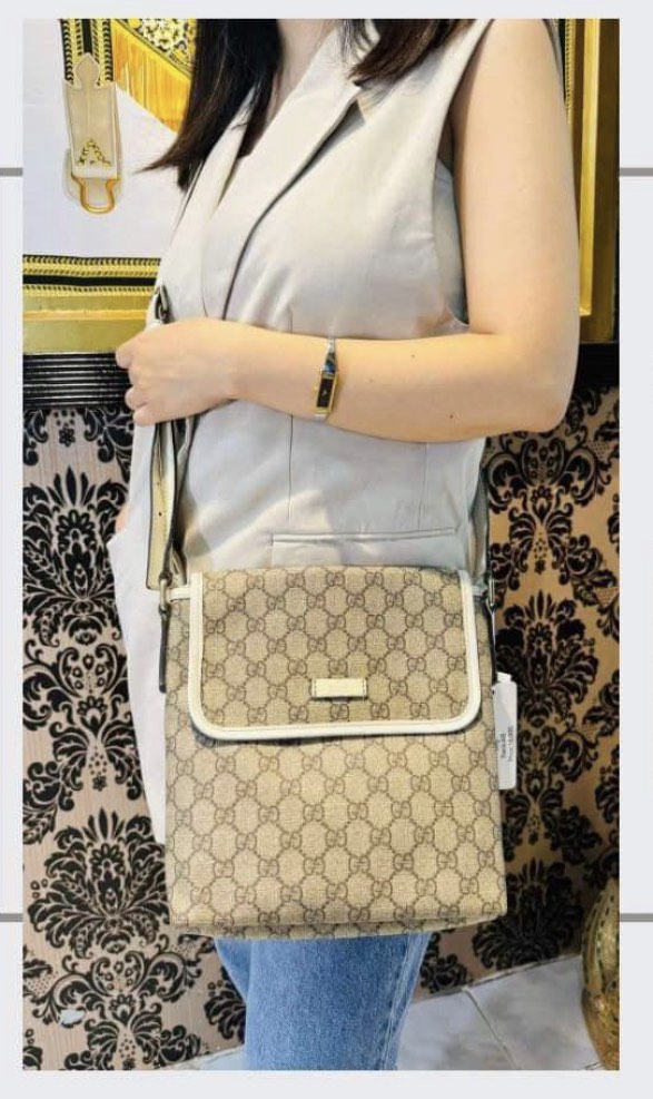Authentic Gucci Messenger bag Luxury Bags Wallets on Carousell