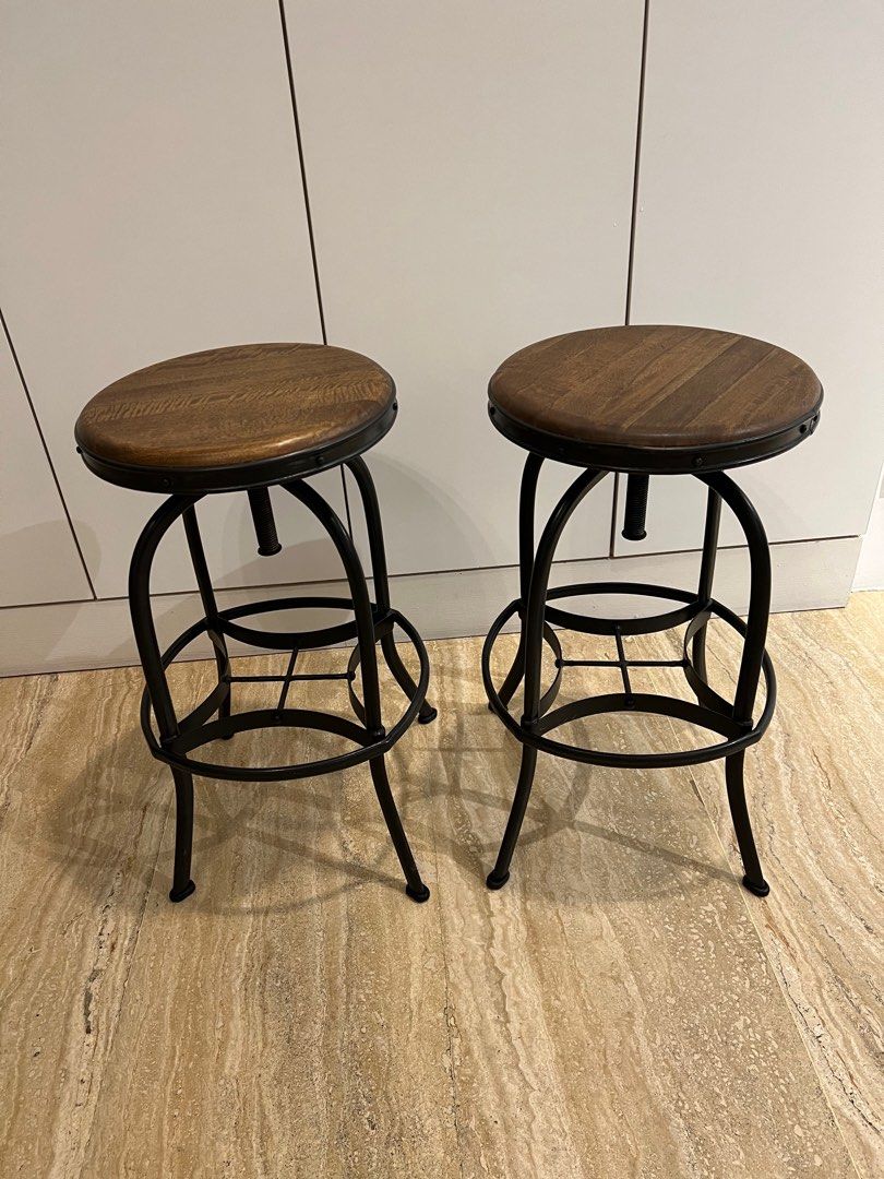 Bar Stools (Category: Chairs) located in Singapore. Submitted by bealohkf (Listing ID 1336591213, Image 1). Description: .