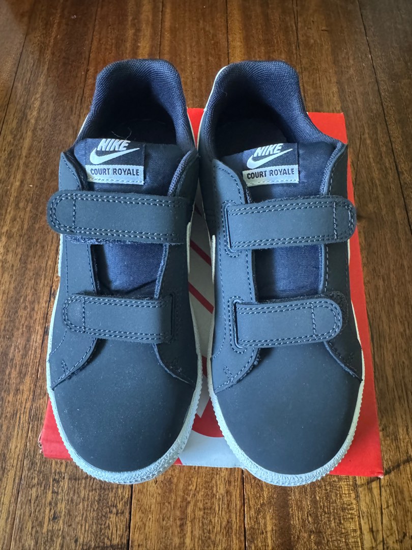 Nike court royale preschool online
