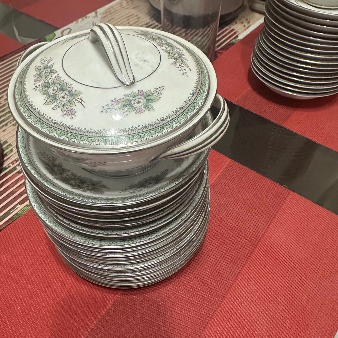 Noritake Set (Category: Coffee & Tea Tableware) located in Quezon City. Submitted by qsersera_sales (Listing ID 1336501363, Image 2). Description: 12pcs saucer 16pcs small saucer Sauce pot Ice bucket 16pcs tea cups Tea pot .