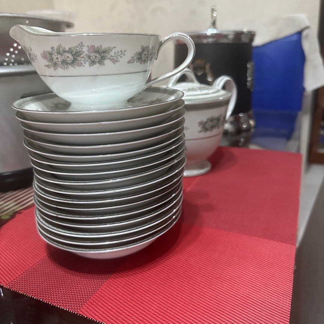 Noritake Set (Category: Coffee & Tea Tableware) located in Quezon City. Submitted by qsersera_sales (Listing ID 1336501363, Image 1). Description: 12pcs saucer 16pcs small saucer Sauce pot Ice bucket 16pcs tea cups Tea pot .