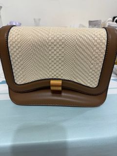 （分類：）位於 。 由 speedaa 提交（商品編號 1336583164，圖片 1）。簡介： 。
