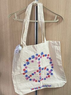 （分類：）位於 。 由 pppyyyyy 提交（商品編號 1336592723，圖片 1）。簡介： 。