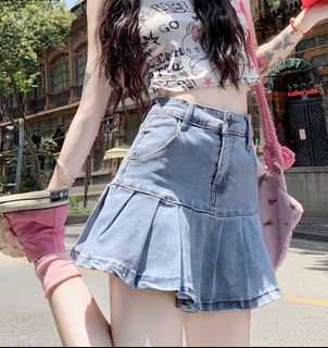(Category: ) located in . Submitted by lilliess.closet (Listing ID 1336616681, Image 1). Description: .