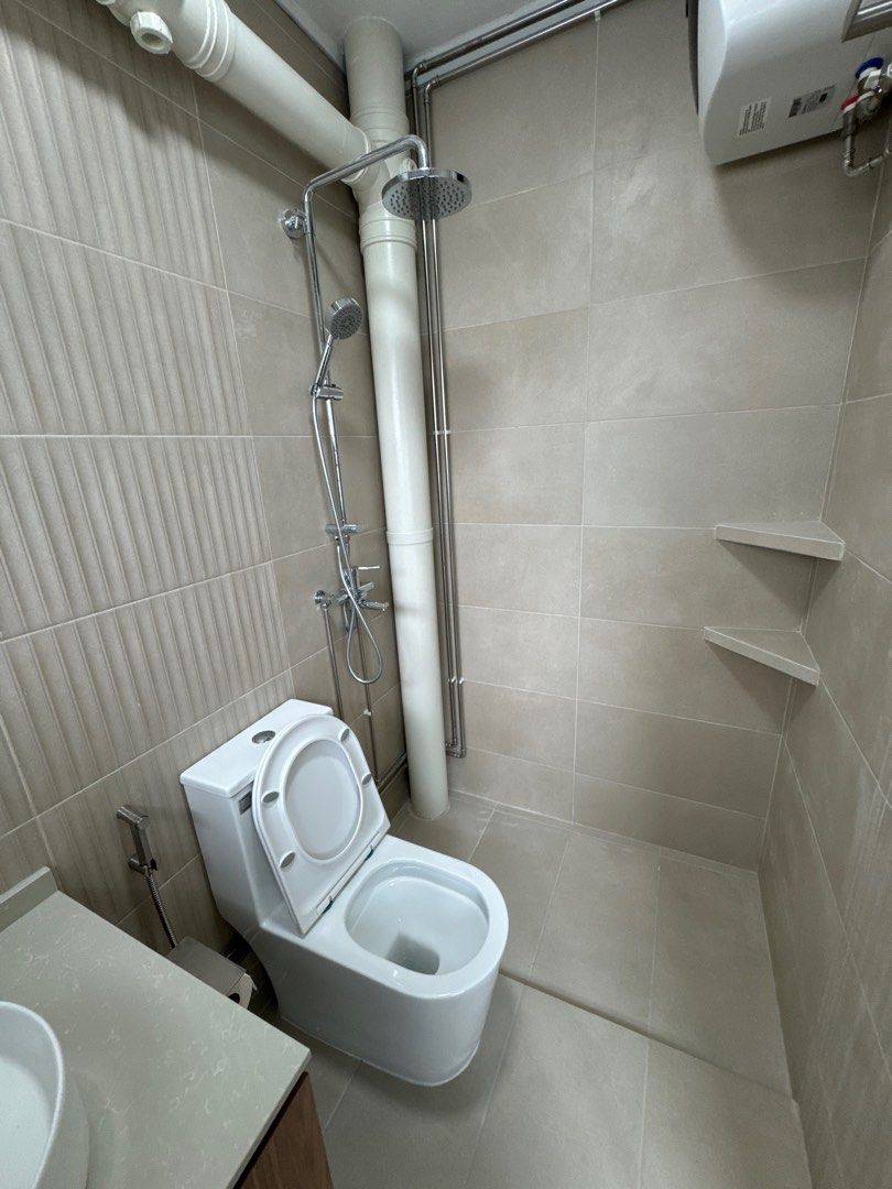 Tiling Contractor63109200201603116