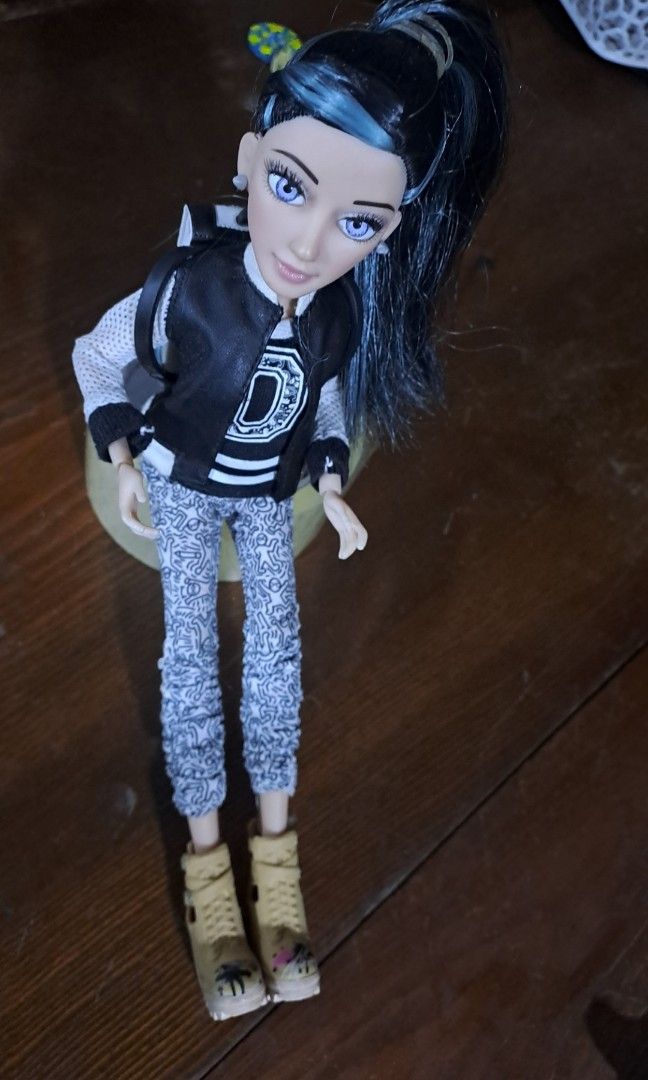 Devon full articulated glass eye by project mc2 (Category: Makeup) located in Davao. Submitted by bravemoon_556cd5 (Listing ID 1336647801, Image 1). Description: free sf we pre owned from USA ship nationwide gcash or bank account payment mode.
