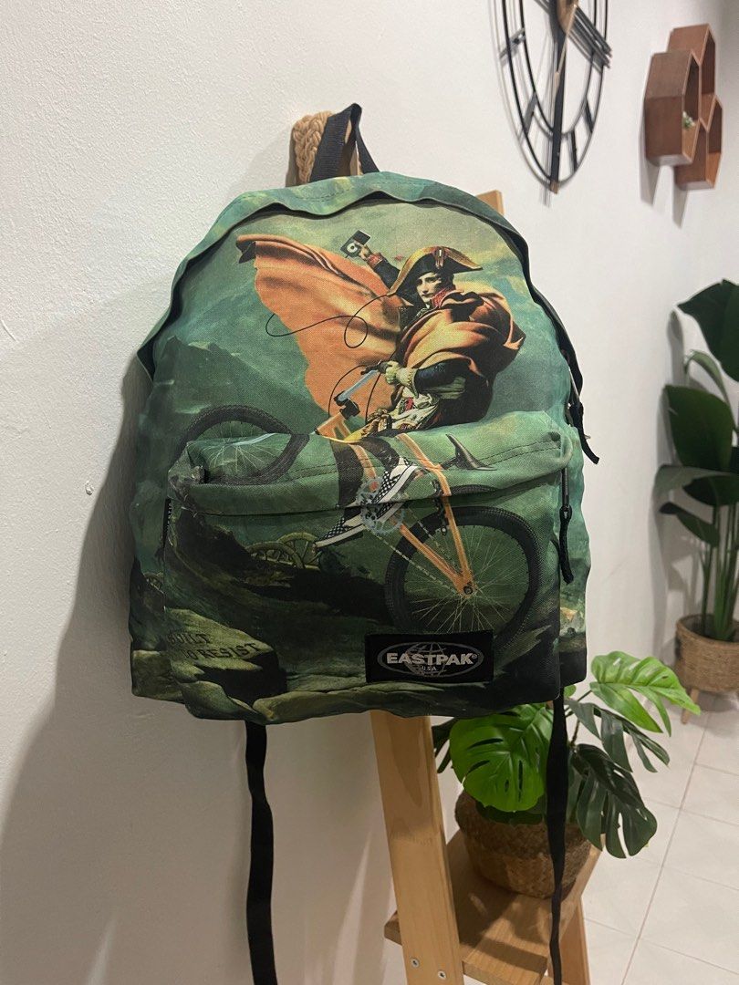 Eastpak limited discount